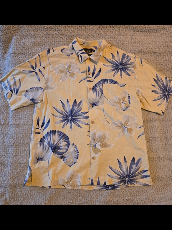 Bermuda Bay Other - Silk Men's Short Sleeve Yellow Floral Button-Up Shirt